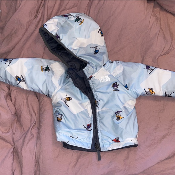 Reversible North Face Jacket - Picture 3 of 4